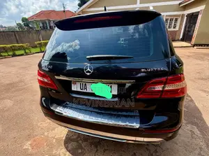 Mercedes-Benz M Class ML 350 BlueTEC 4Matic 2012 Black