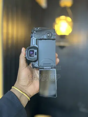 Canon Eos R