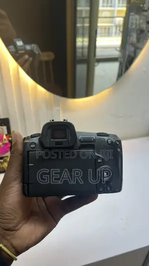 Canon Eos R