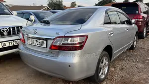 Toyota Premio 2010 Silver