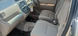 Toyota Raum 2005 Silver