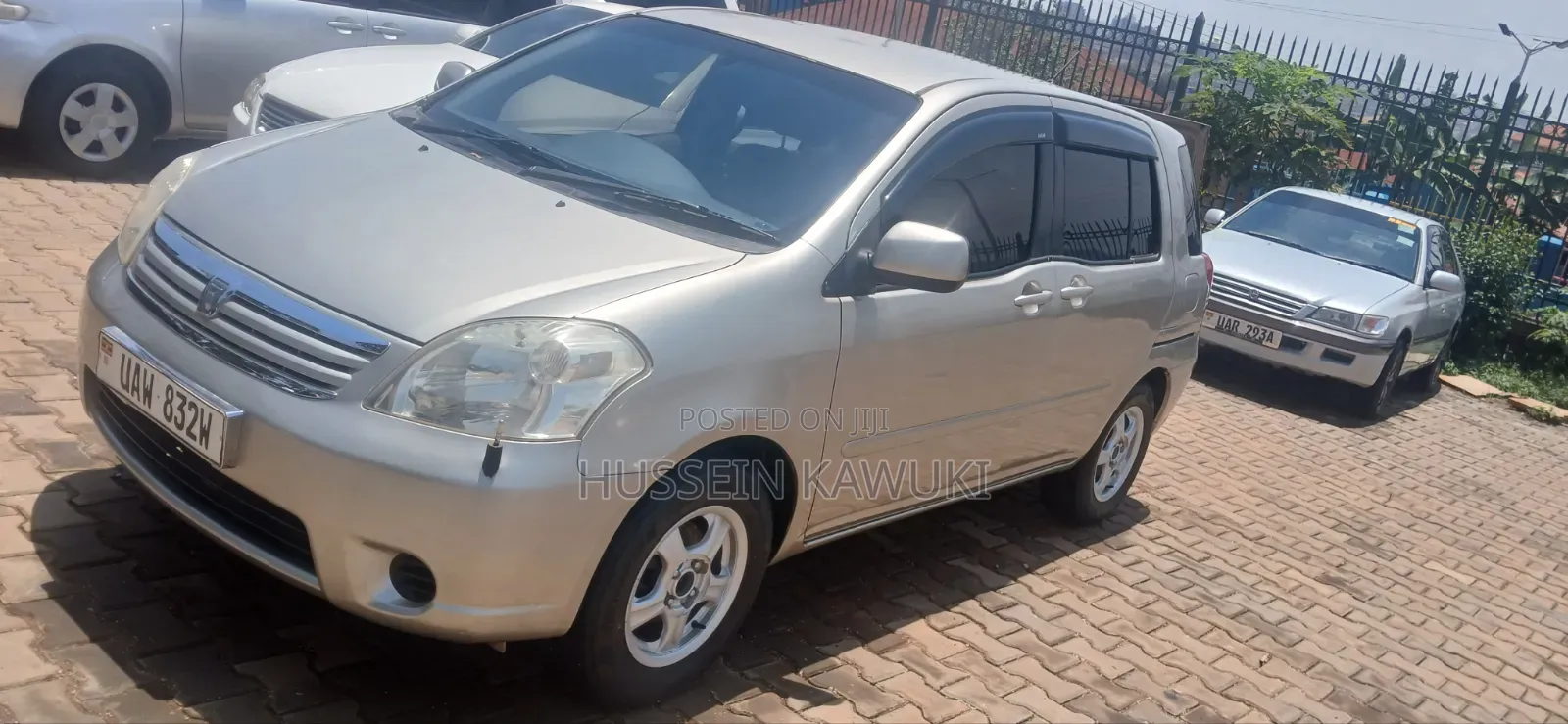 Toyota Raum 2005 Silver