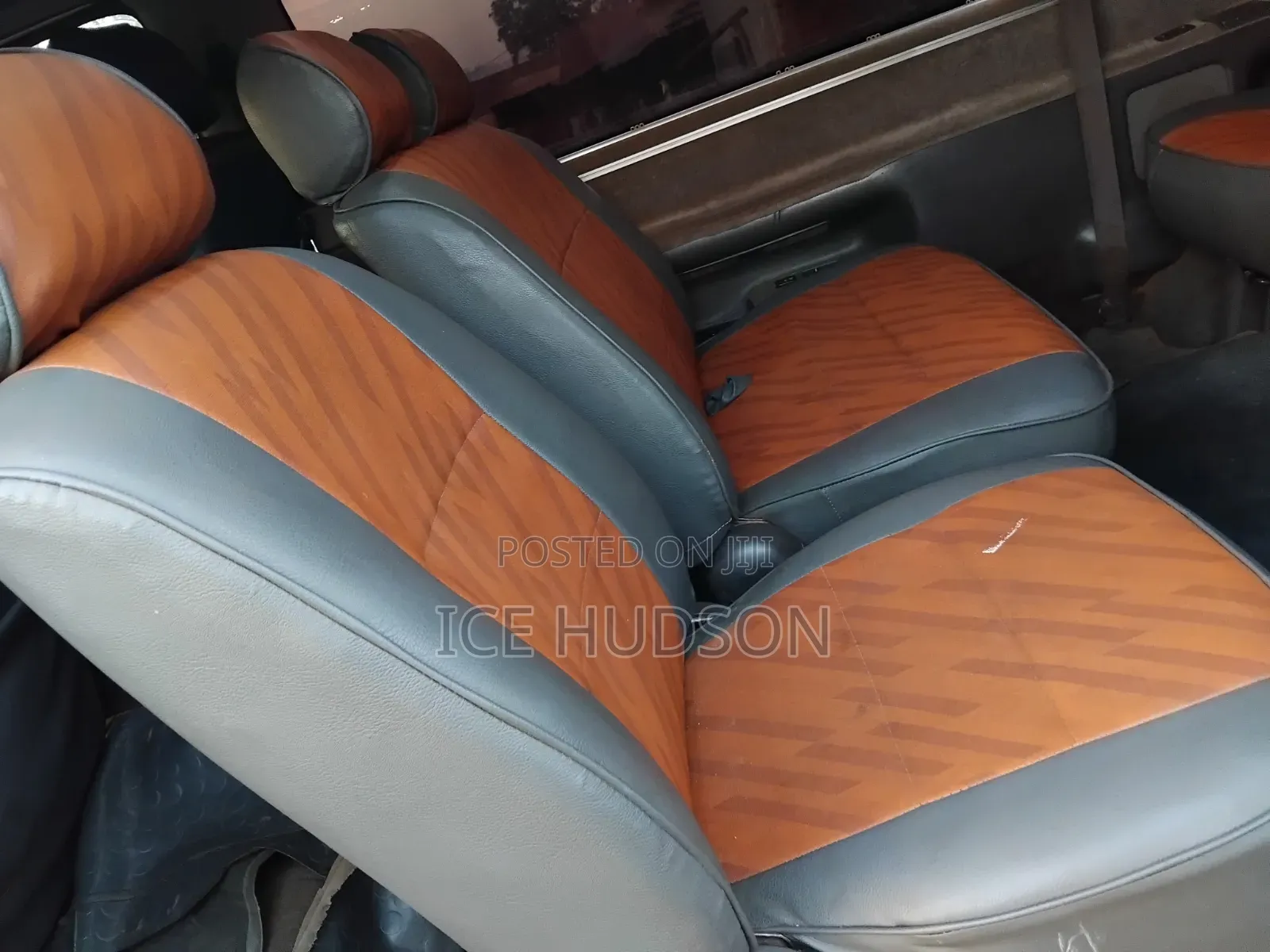 Toyota HiAce 2000