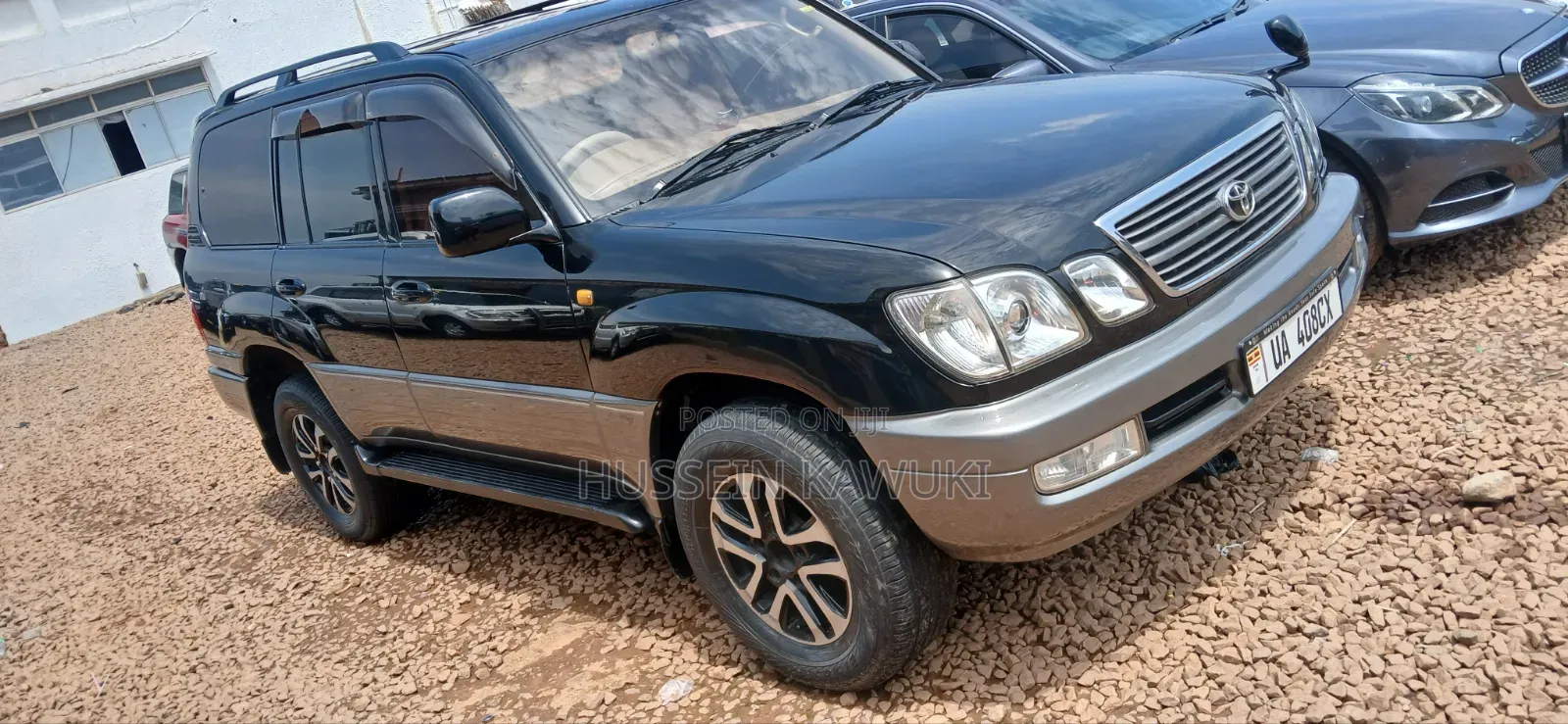 Toyota Land Cruiser Cygnus 4.7 2004 Black