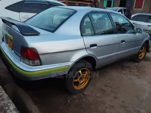 Toyota Corsa 1999