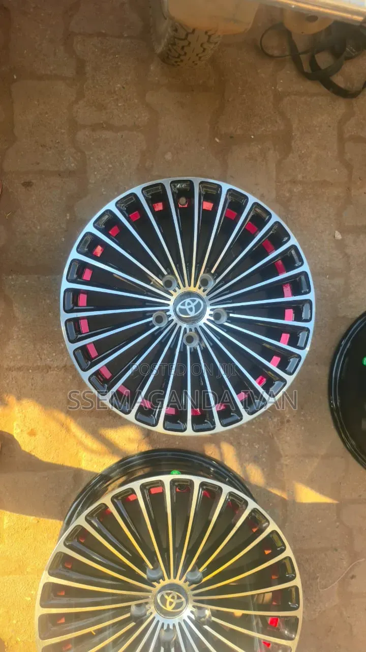 Noah Rim 16 Original Red Silver Lining