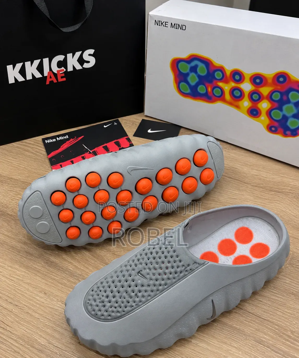 Nike Mind 001