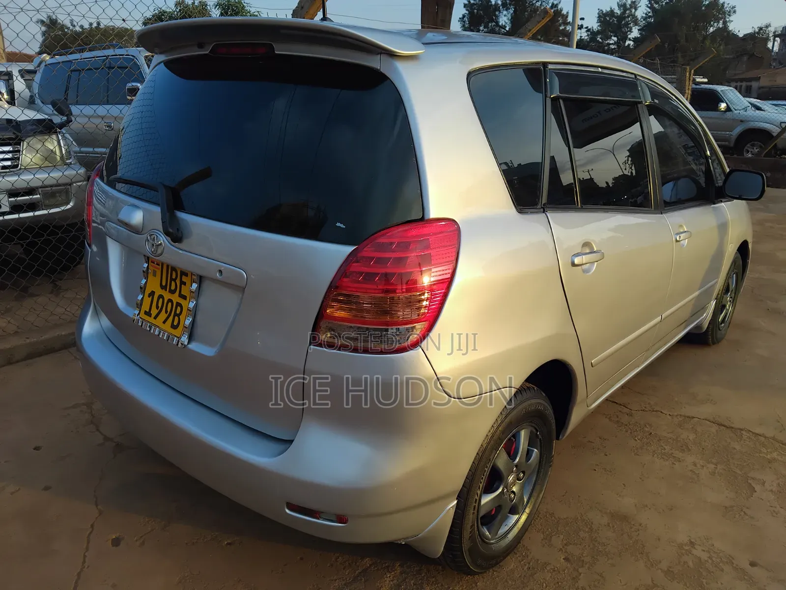 Toyota Passo 2005