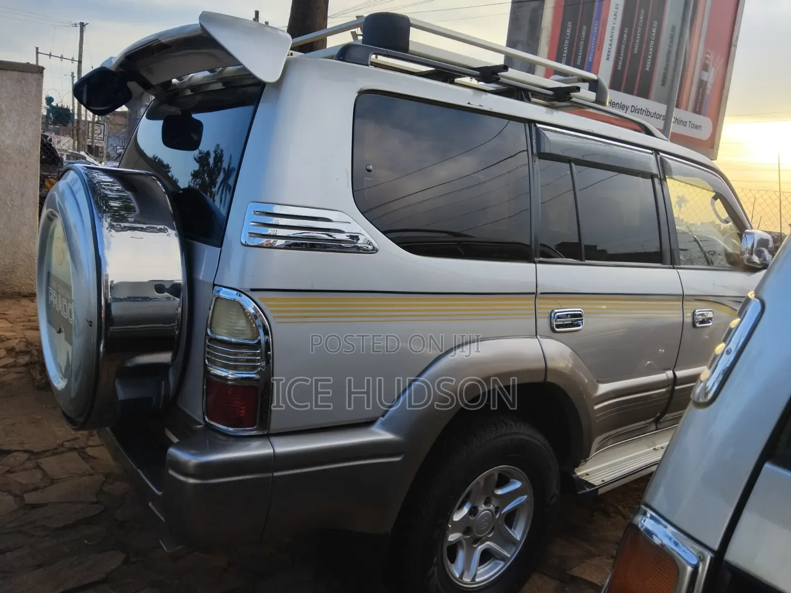 Toyota Land Cruiser Prado 2000 Silver
