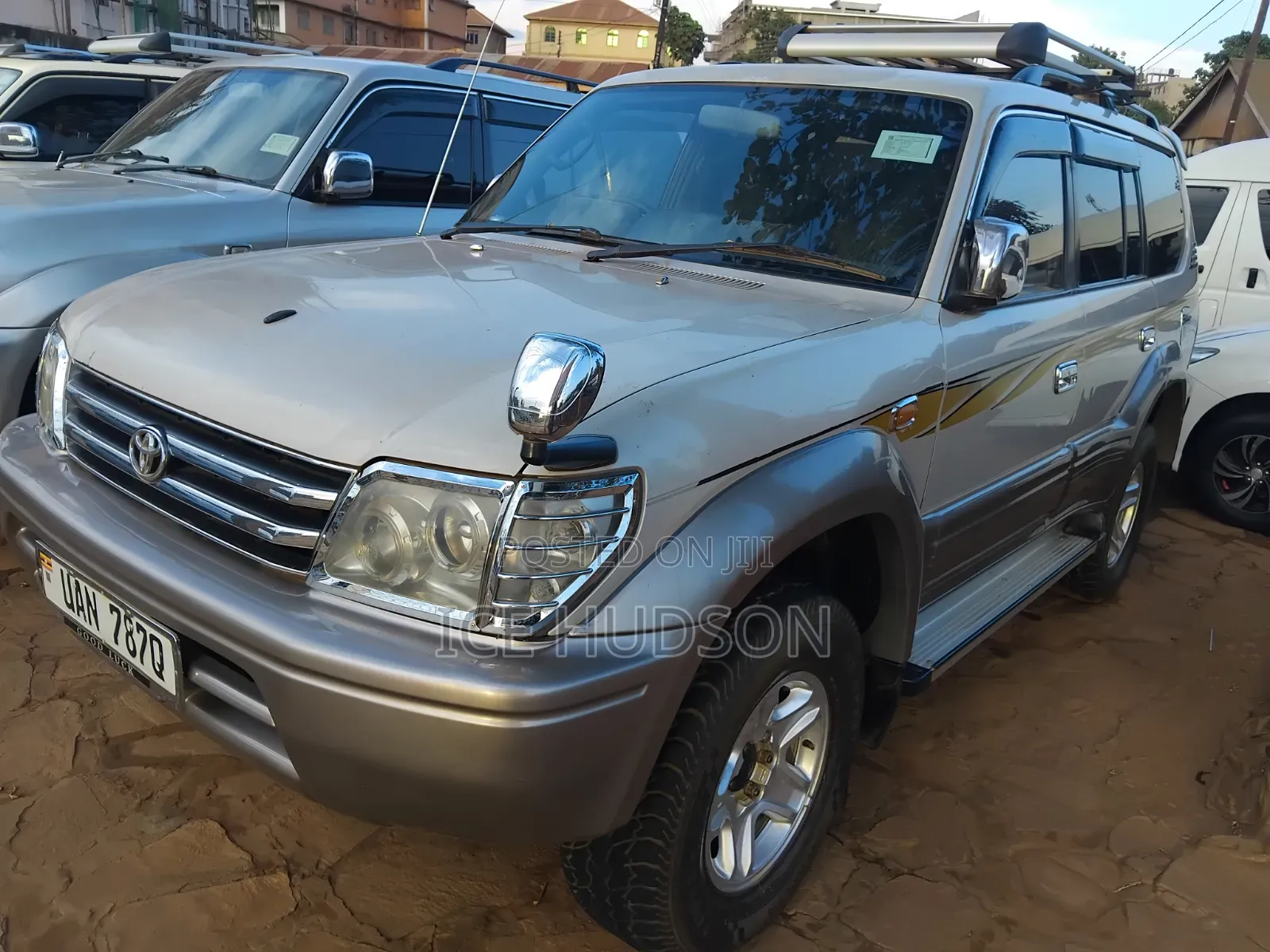 Toyota Land Cruiser Prado 2000 Silver