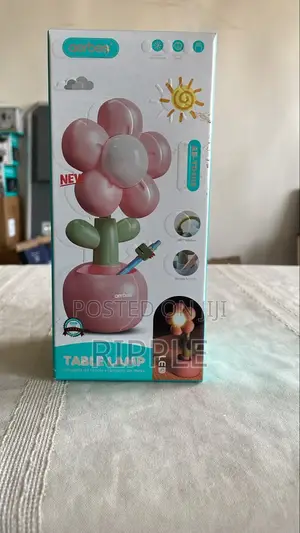 4.2W Aerbes Rechargeable Flower LED Table Lamp – USB Desk Light