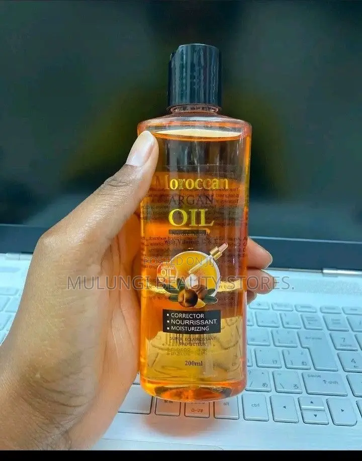 Moroccan Argan Oil Lightening Serum Infused With Vitamins C and E.