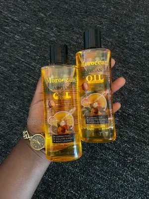 Moroccan Argan Oil Lightening Serum Infused With Vitamins C and E.