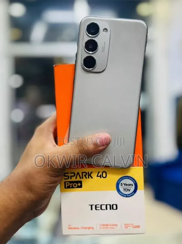 New Tecno Spark 40 Pro+ 256 GB Silver