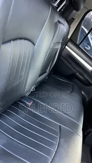 Toyota Hilux 2020 Gray