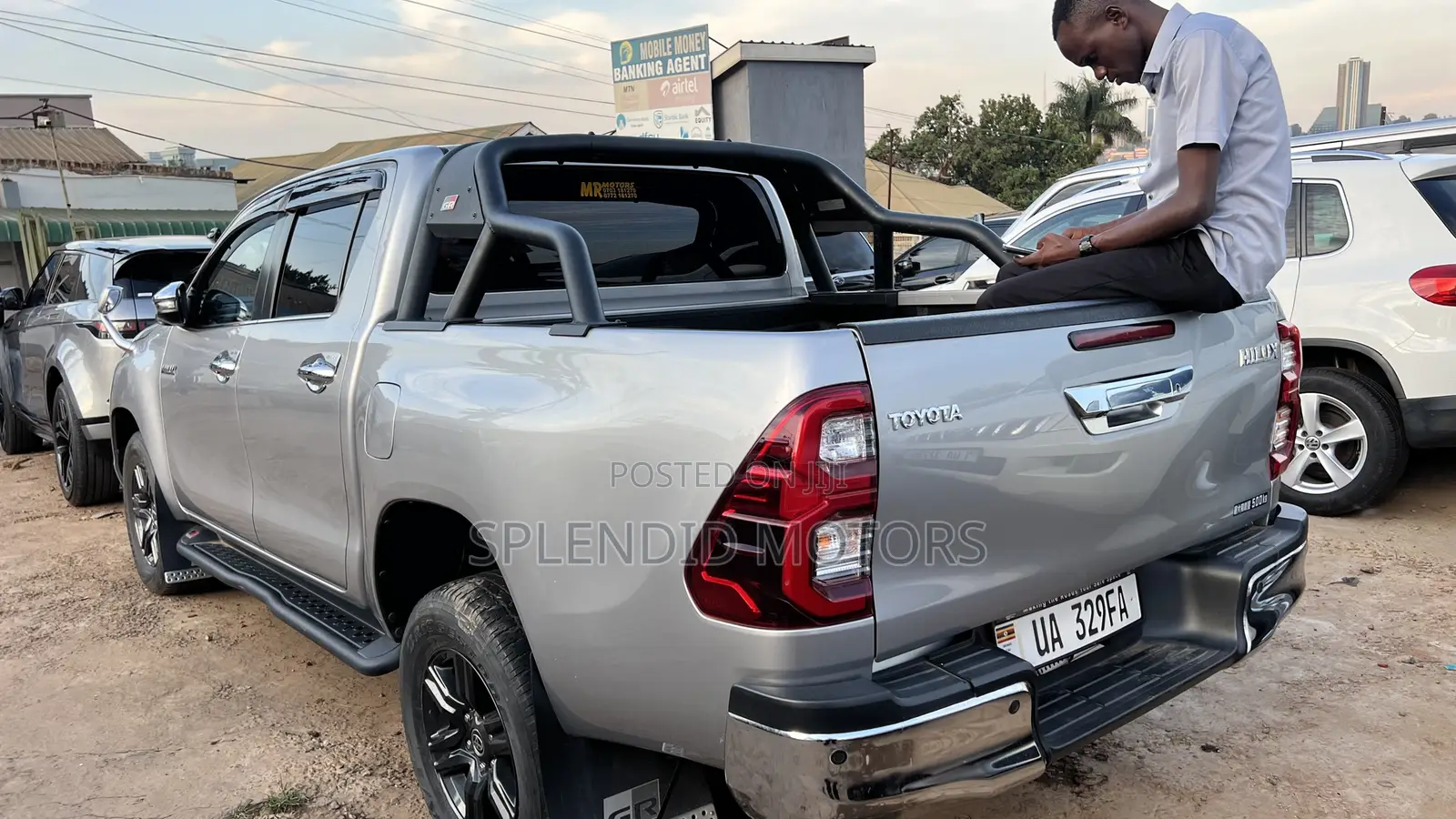 Toyota Hilux 2020 Gray