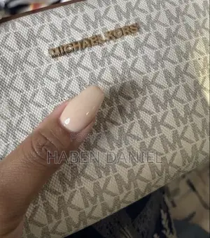 MICHAEL KORS Crossbody Bag