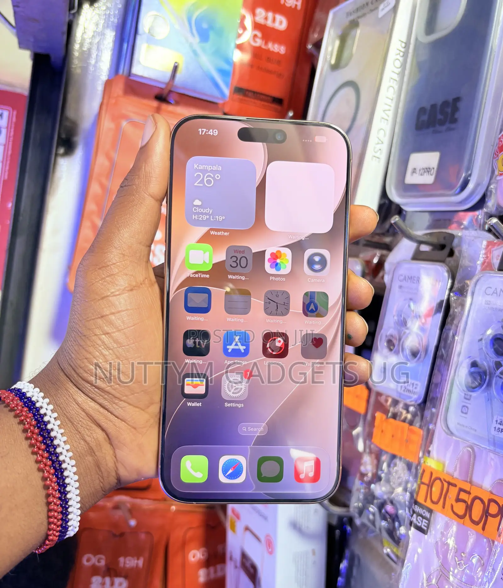 Apple iPhone 16 Pro Max 256 GB Gold