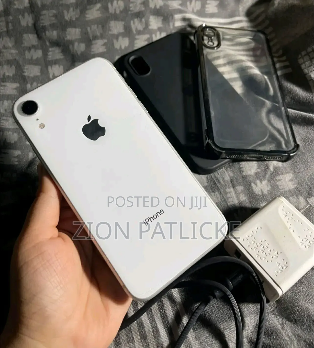 Apple iPhone XR 256 GB White