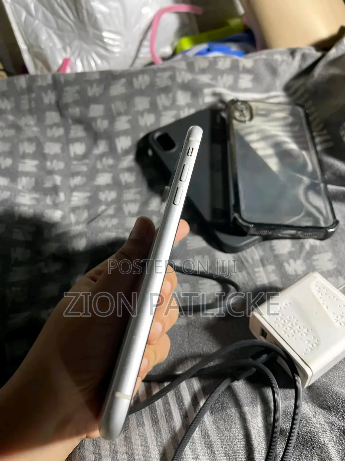 Apple iPhone XR 256 GB White
