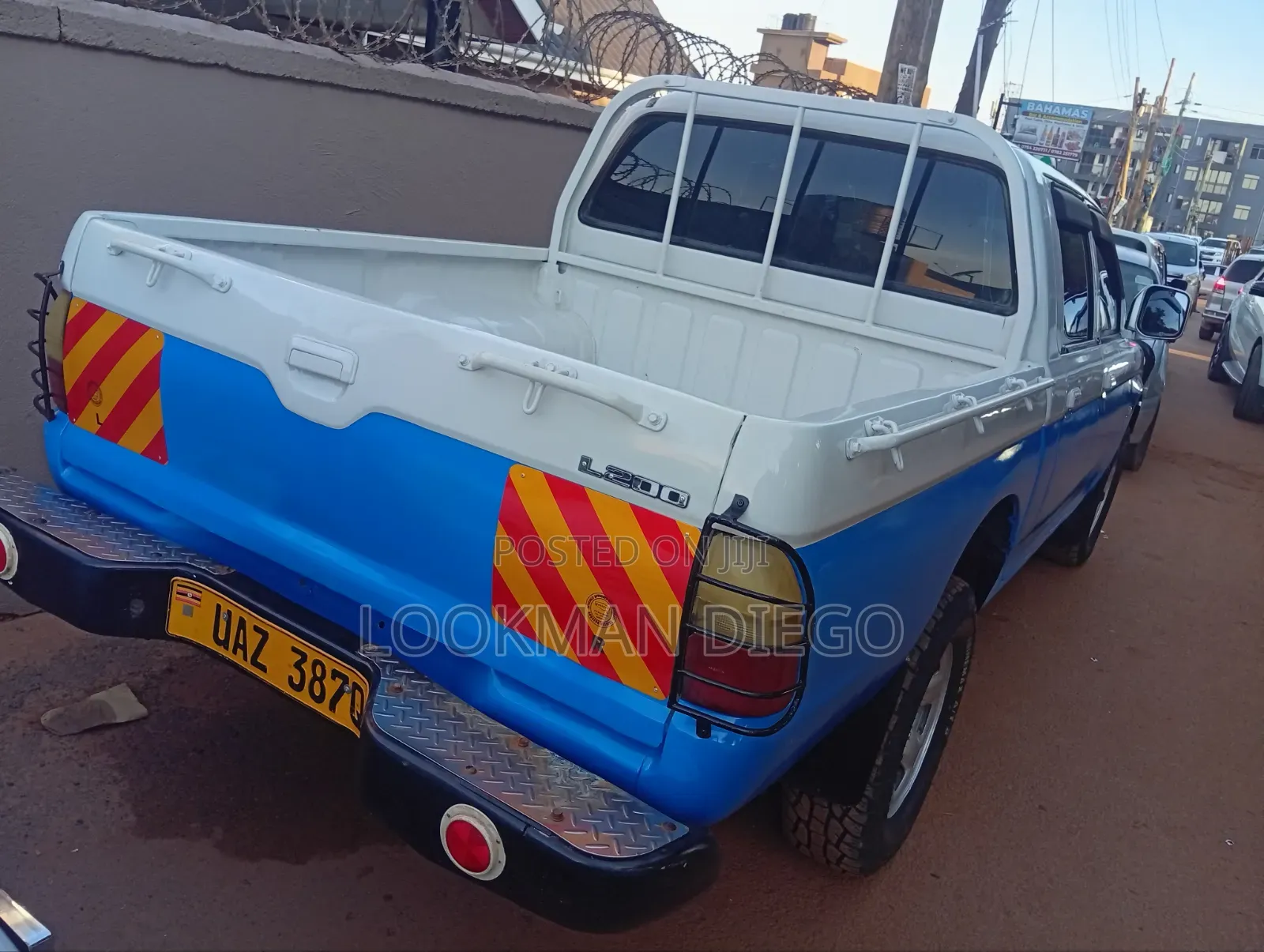 Mitsubishi L200 Club Cab 2.5 TD 2002 White