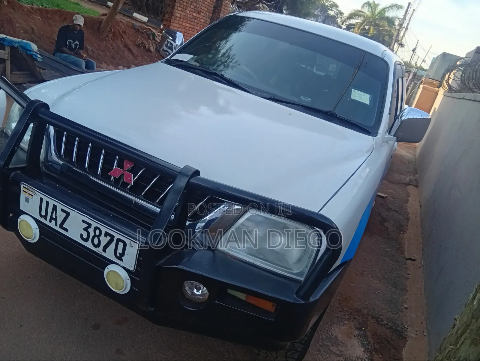 Mitsubishi L200 Club Cab 2.5 TD 2002 White