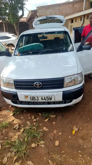 Toyota Probox 2005 White