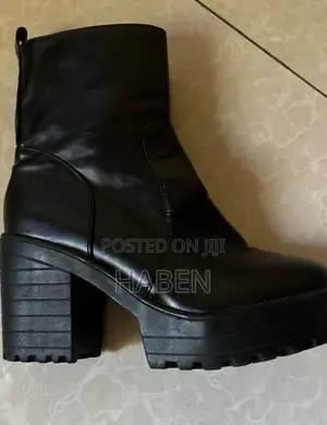 Black Chunky Heel Boots