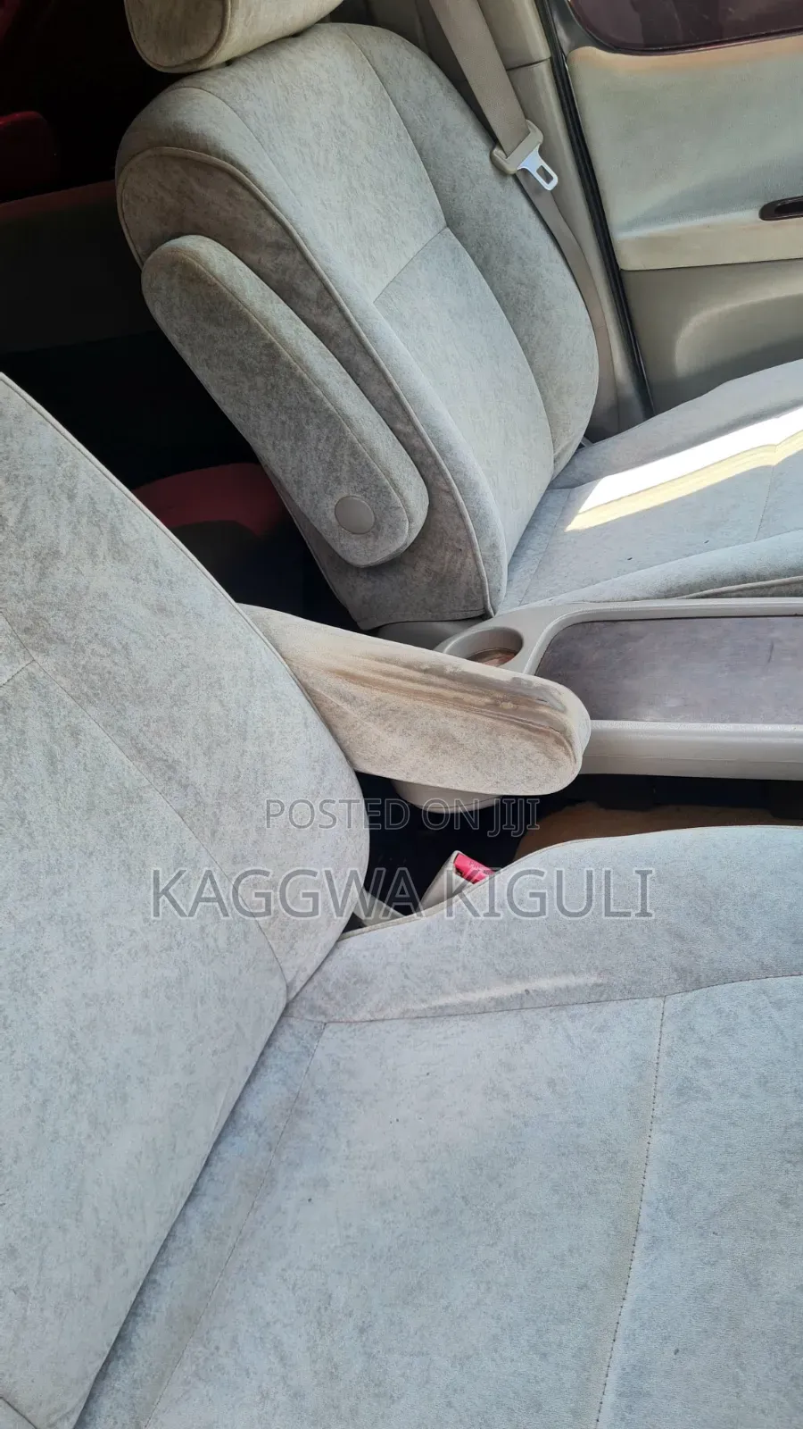 Toyota Regius 1998 Silver