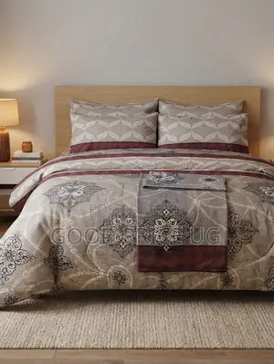 Traditional Color-Blocked Jacquard Bedding Set