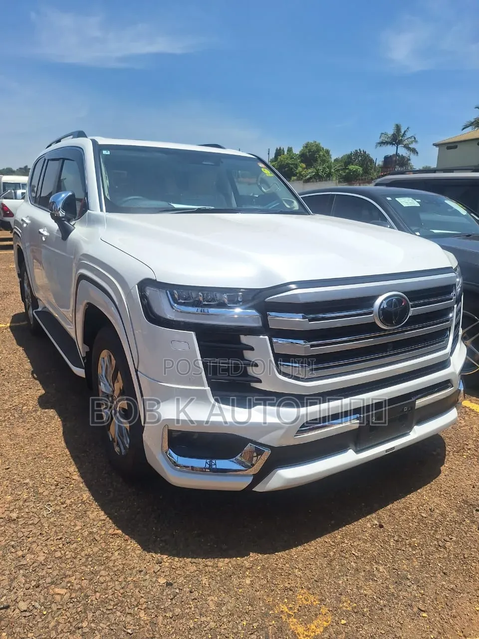New Toyota Land Cruiser LC300 2025 White