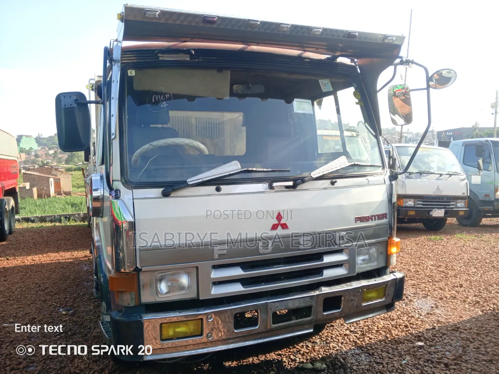 Fuso Fighter Dumper or Tipper 12 Tones