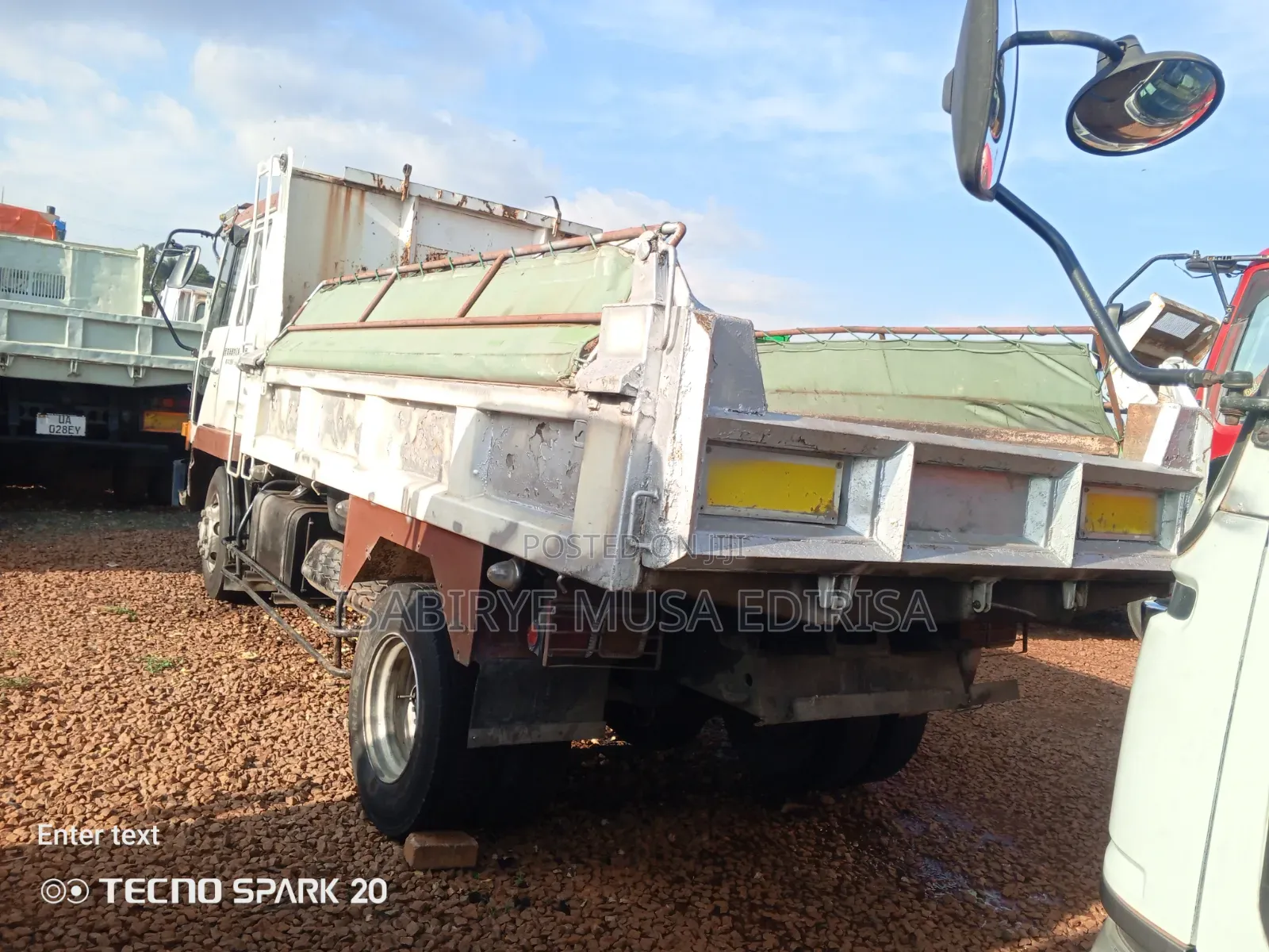 Fuso Fighter Dumper or Tipper 12 Tones
