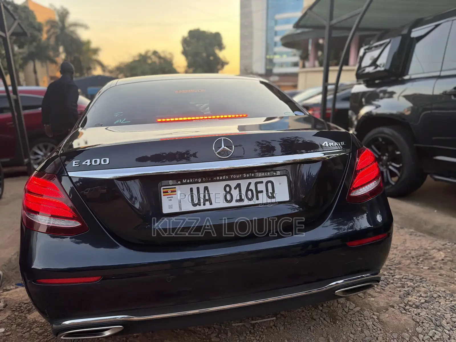 Mercedes-Benz E400 2018 Blue