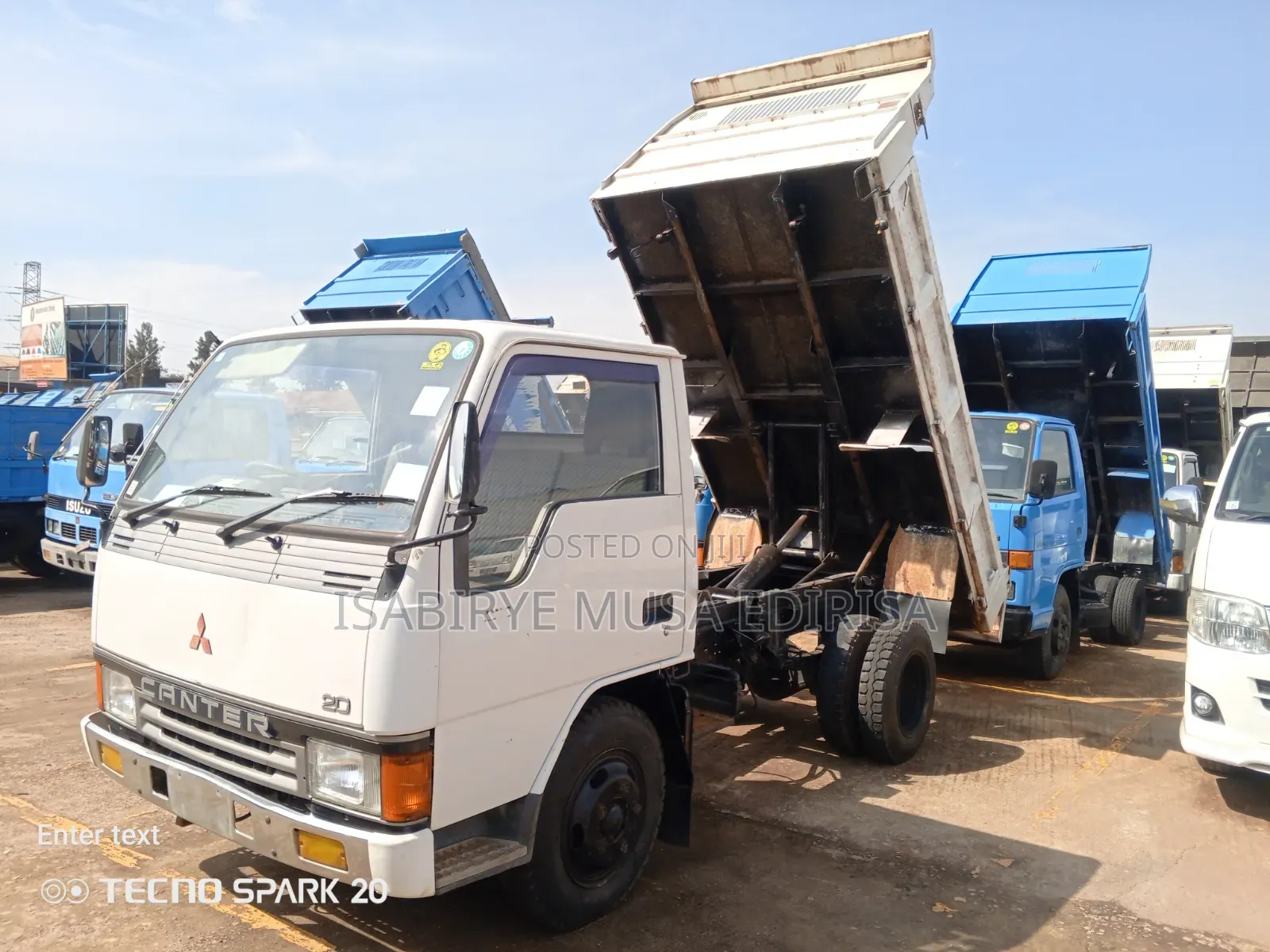 Canter 4 D33 Engine Tipper Big Tyre
