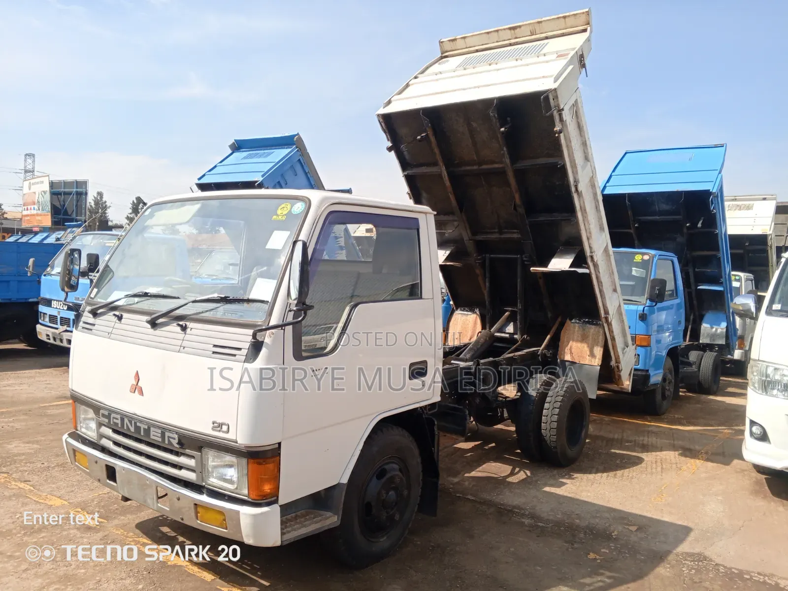 Canter 4 D33 Engine Tipper Big Tyre