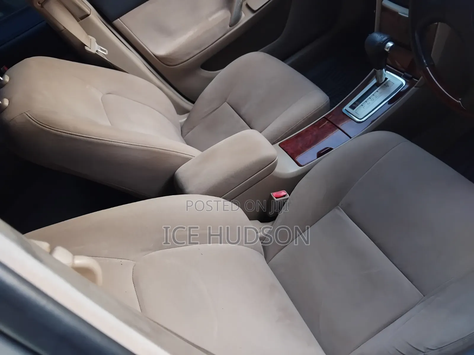 Toyota Premio 2004
