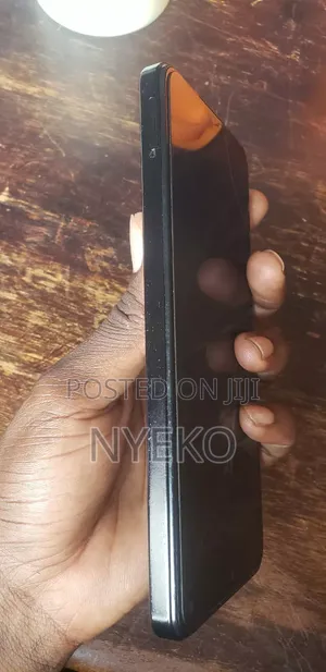 Mobile Phone 128 GB Black