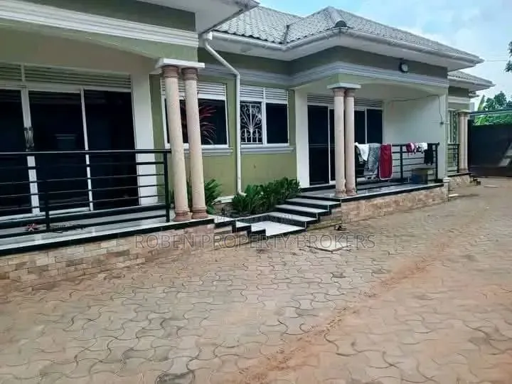 1bdrm House in Rpben Property, Rubaga for rent