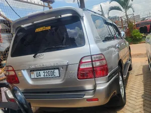 Toyota Land Cruiser 2003 Gold