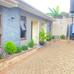 1bdrm House in Roben Property, Nakawa for rent