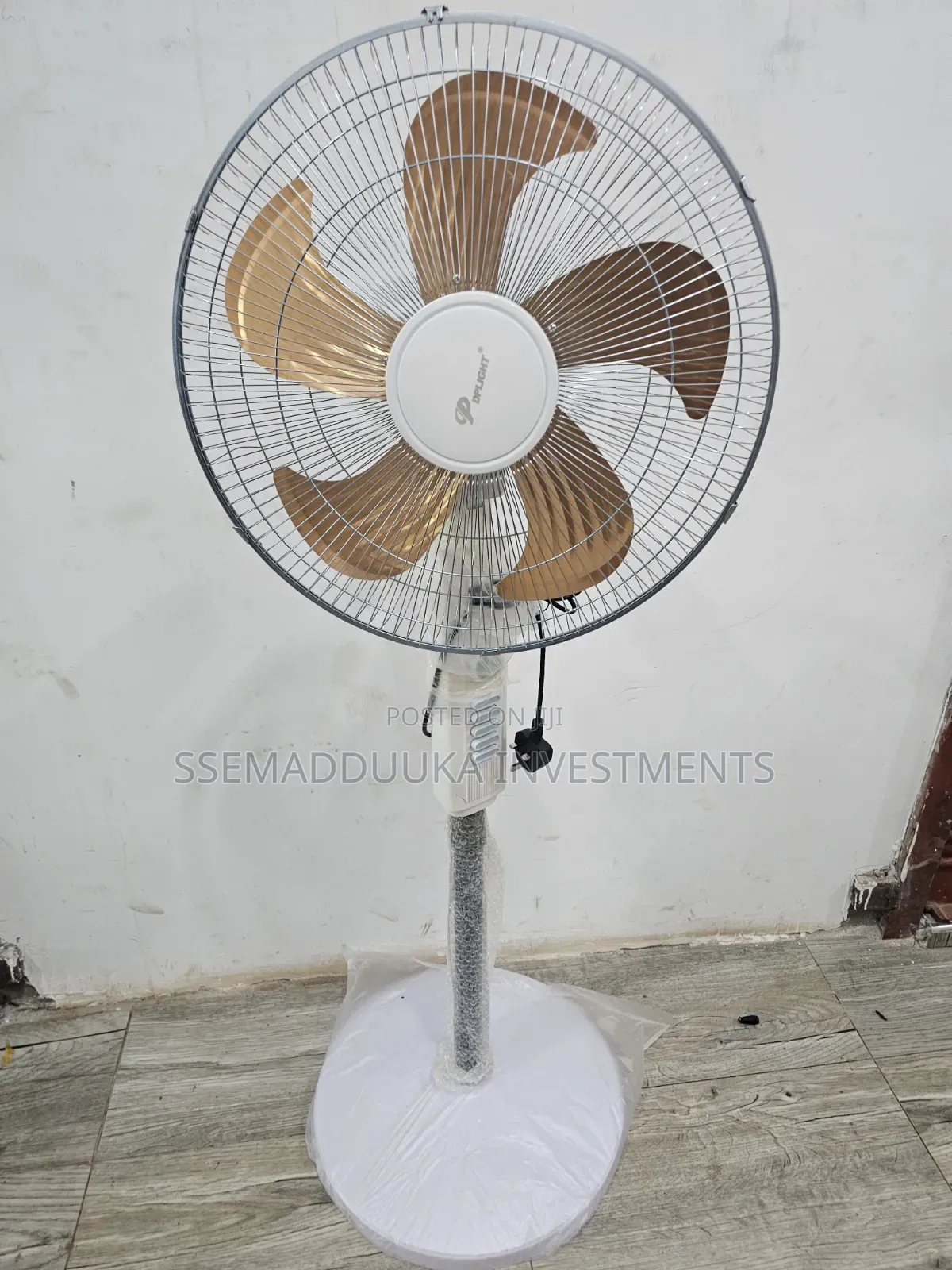 Dp Light 18" Electric Stand Fan