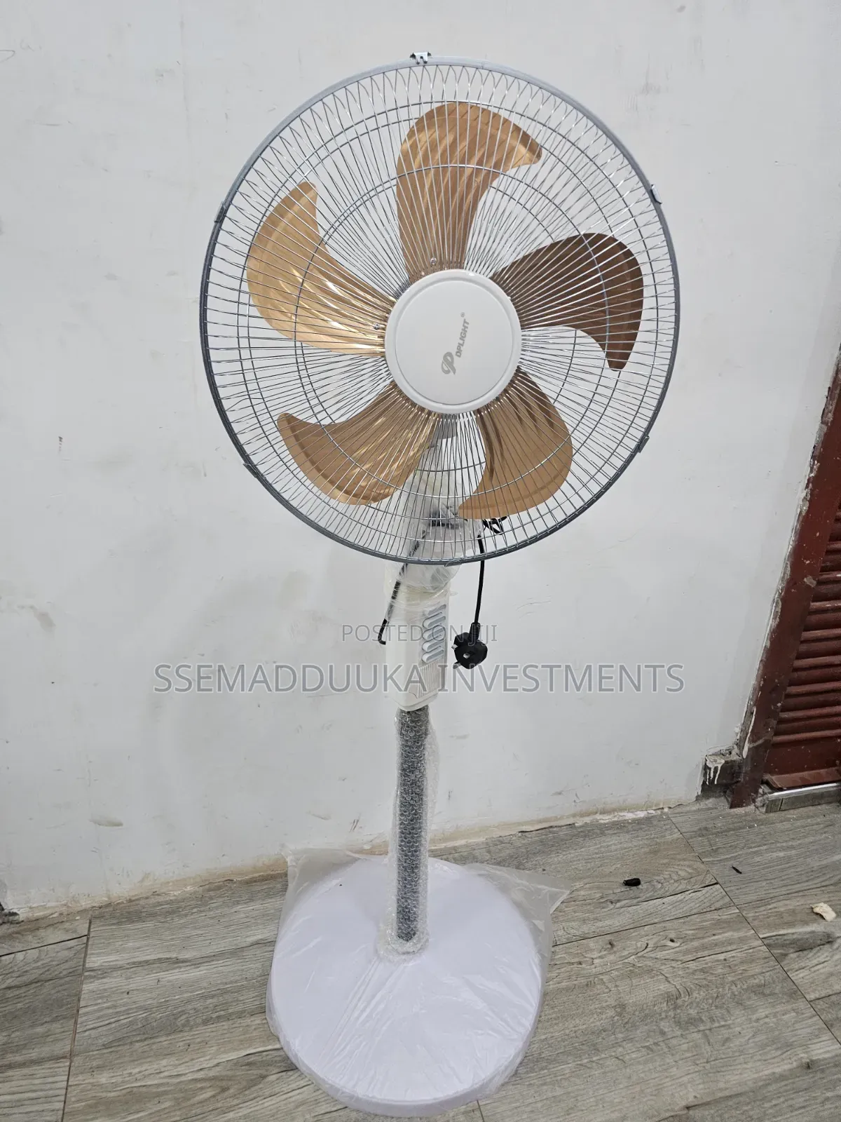 Dp Light 18" Electric Stand Fan