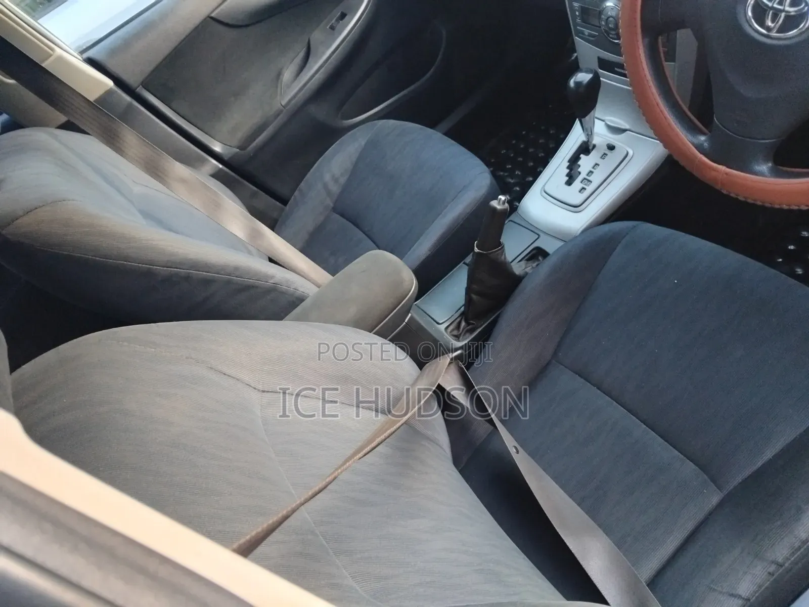 Toyota Corolla Fielder 2012 Silver