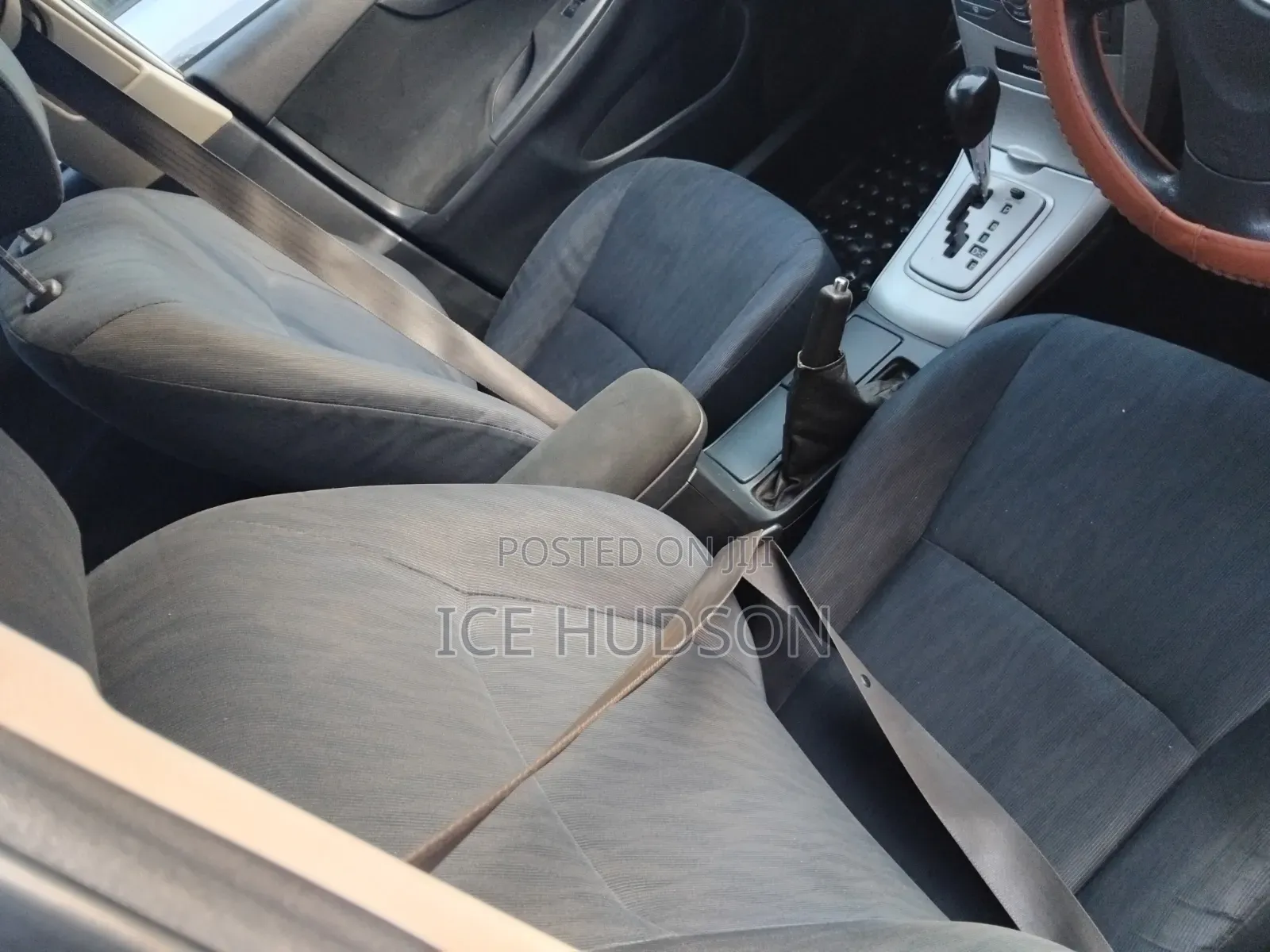 Toyota Corolla Fielder 2012 Silver