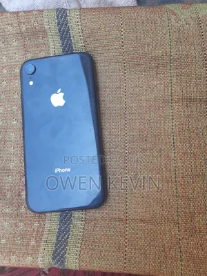 Apple iPhone XR 64 GB Black