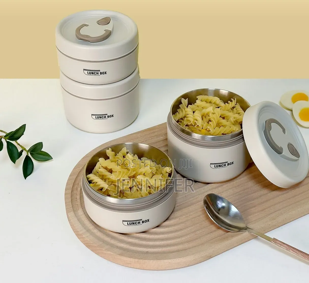 5-in-1 Food Flask With an Insulated Bag Carrier