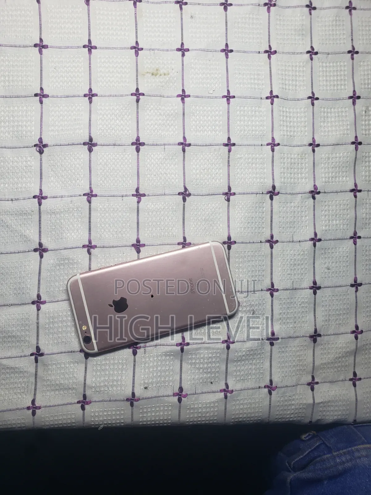 Apple iPhone 6s 64 GB Bronze