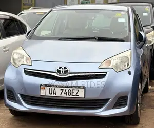 Toyota Ractis 1.5 FWD 2012 Blue