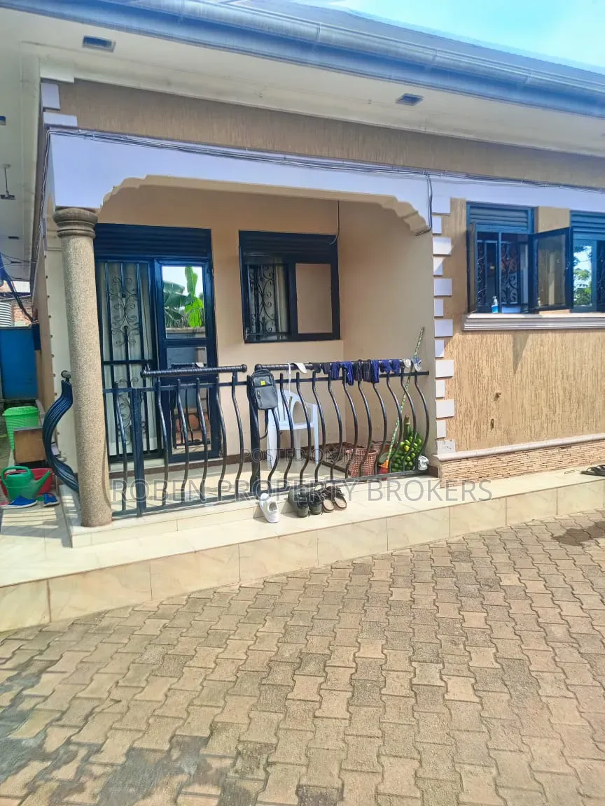 1bdrm House in Roben Property, Nakawa for rent